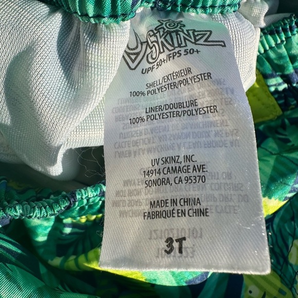 UV Skins 3T Boys Swim  Suit Shorts - Picture 3 of 4